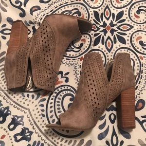 Suede wedges